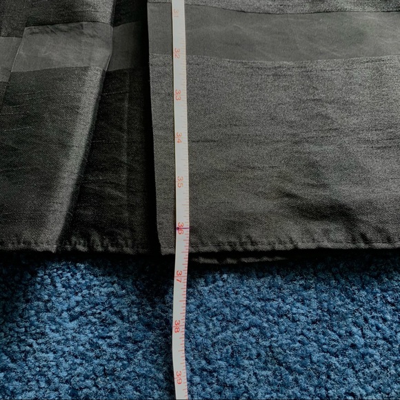 EUC TAYLOR DRESSES Button Back Fit and Flare Dress - Picture 11 of 13